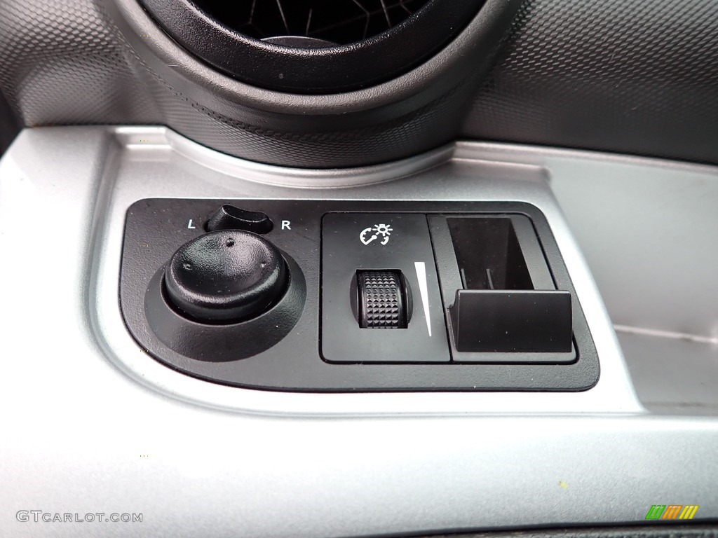 2014 Spark LT - Silver Ice / Silver/Silver photo #27