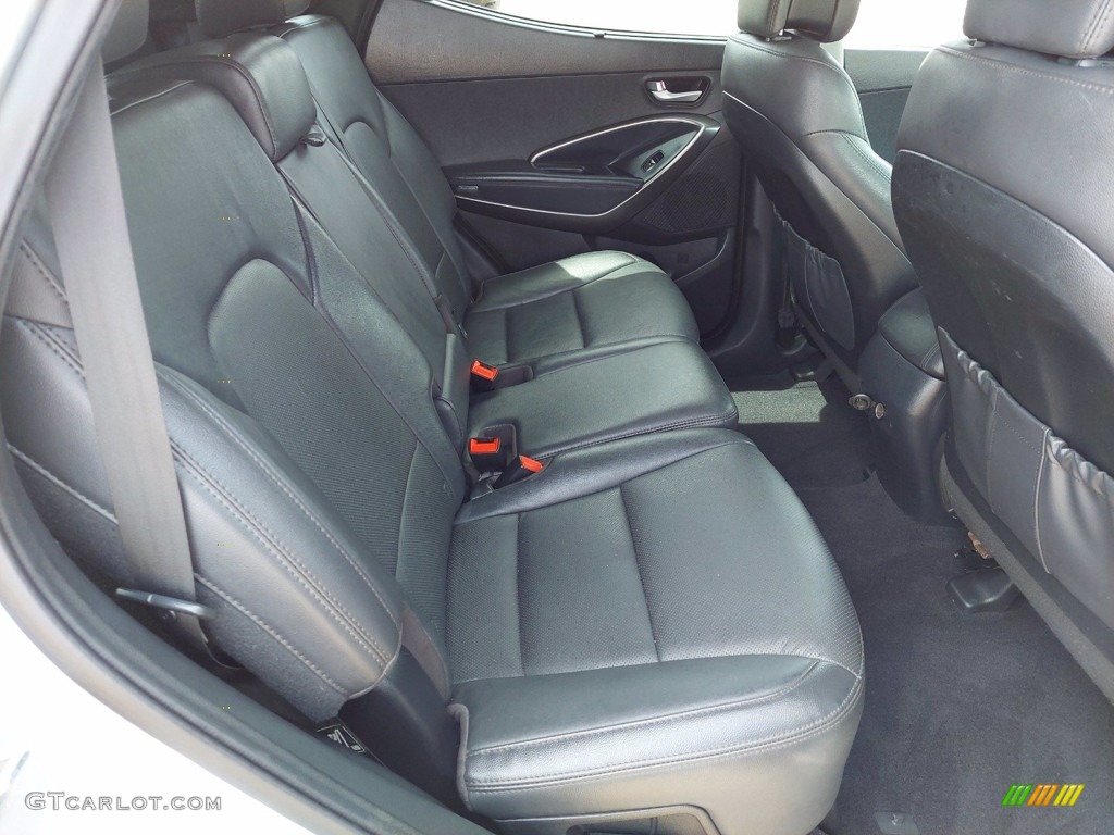 2017 Hyundai Santa Fe Sport 2.0T Rear Seat Photos