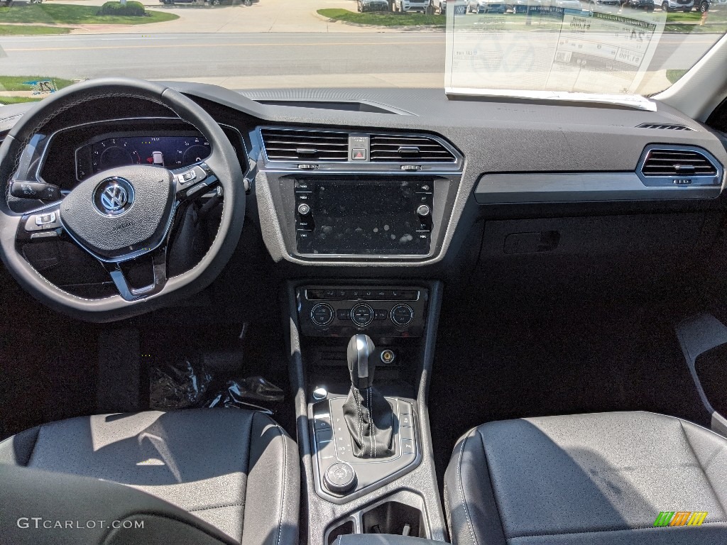 2021 Volkswagen Tiguan SEL 4Motion Titan Black Dashboard Photo #142176285
