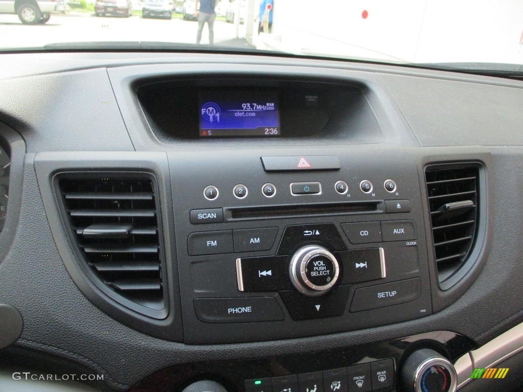 2016 Honda CR-V LX AWD Controls Photos
