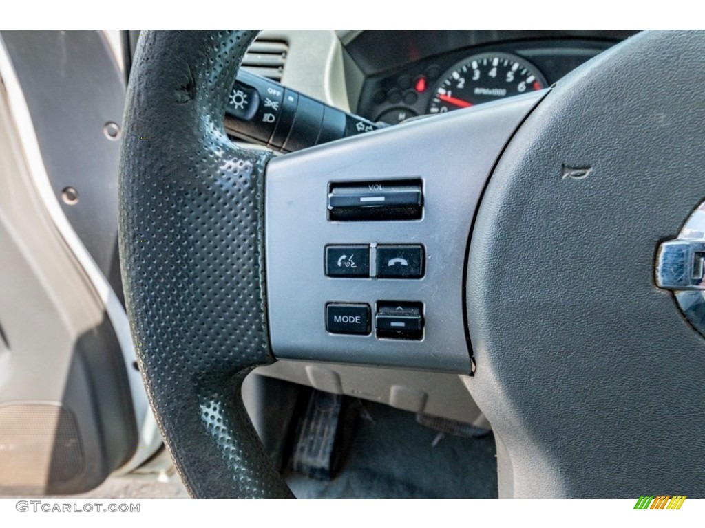 2015 Nissan Frontier S King Cab Steel Steering Wheel Photo #142179780
