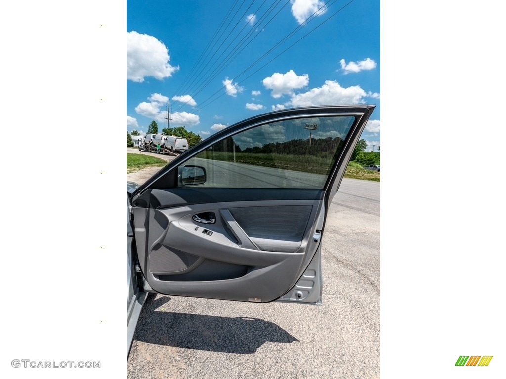 2007 Camry XLE - Titanium Metallic / Bisque photo #26
