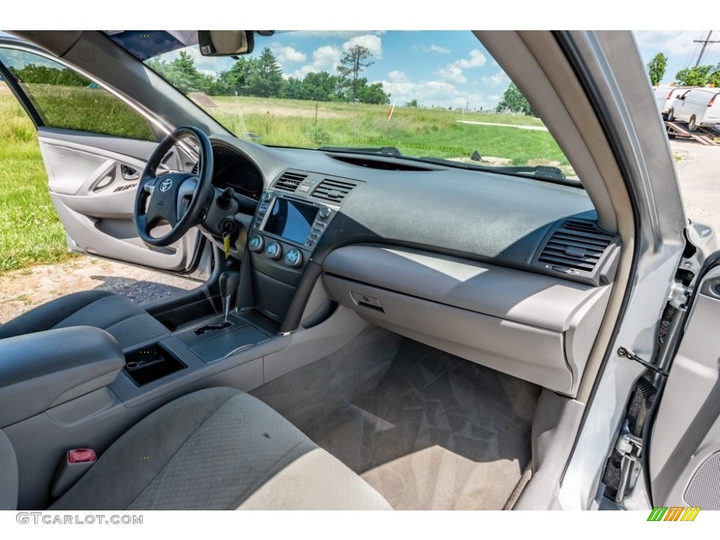 2007 Camry XLE - Titanium Metallic / Bisque photo #27