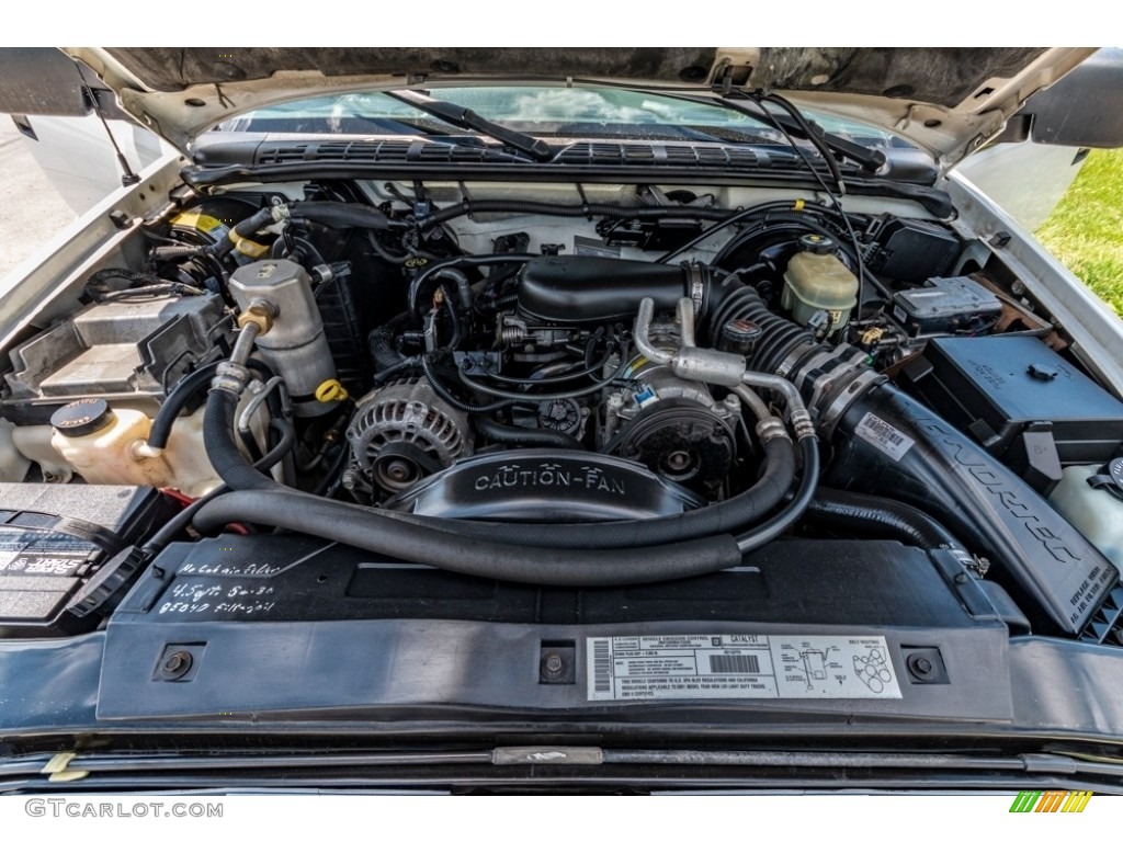 2001 GMC Sonoma SL Regular Cab Engine Photos