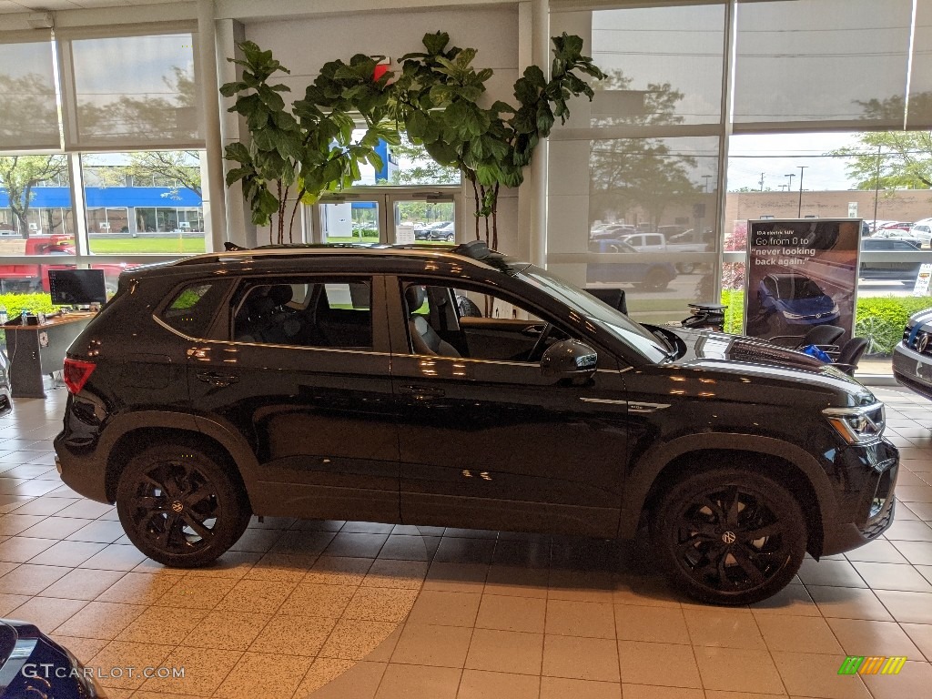 Deep Black Pearl 2022 Volkswagen Taos SEL Exterior Photo #142181793