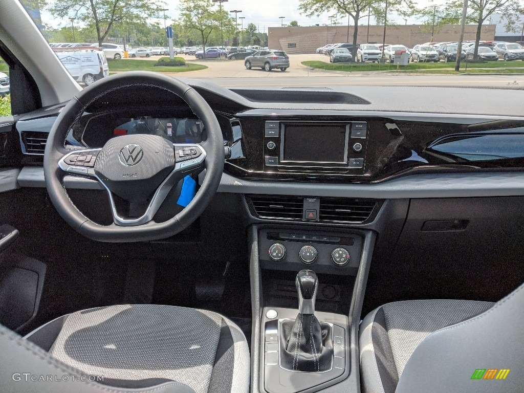 Gray/Black Interior 2022 Volkswagen Taos S Photo #142181918