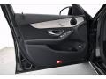 Black - C 300 Sedan Photo No. 26
