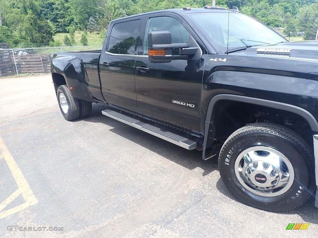 2018 Sierra 3500HD SLE Crew Cab 4x4 - Onyx Black / Jet Black photo #5