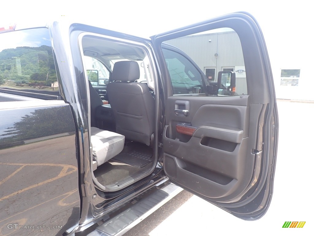 2018 Sierra 3500HD SLE Crew Cab 4x4 - Onyx Black / Jet Black photo #36
