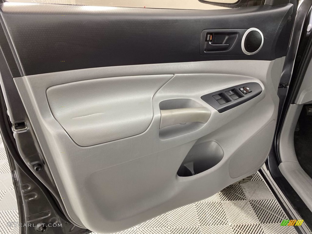 2013 Tacoma V6 SR5 Double Cab 4x4 - Silver Streak Mica / Graphite photo #15