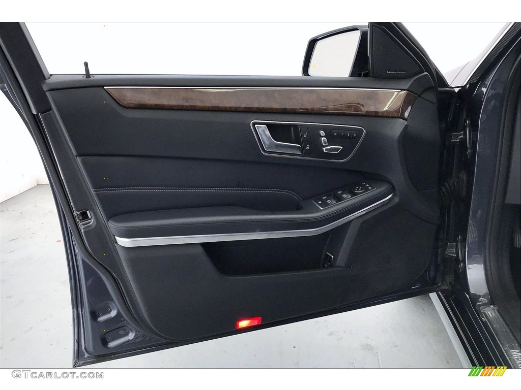 2016 E 350 4Matic Wagon - Steel Grey Metallic / Black photo #26