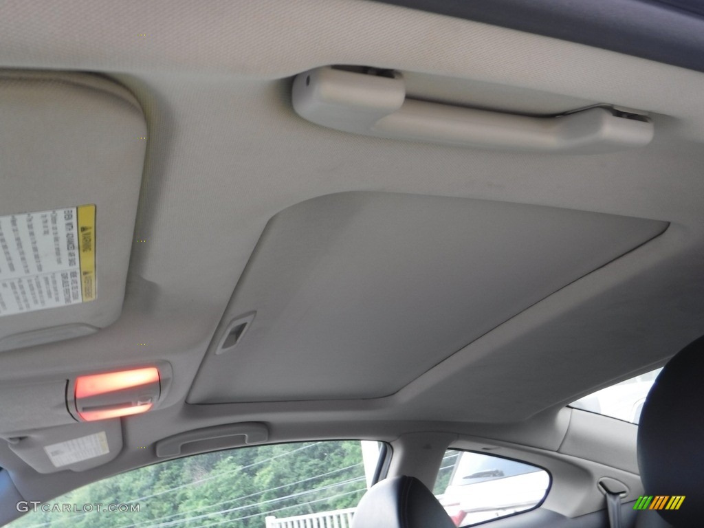 2013 G 37 x AWD Coupe - Moonlight White / Graphite photo #19