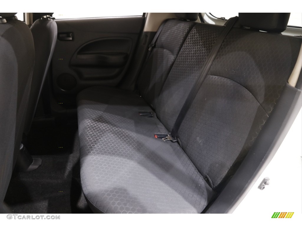 2015 Mitsubishi Mirage DE Interior Color Photos
