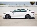 2018 Super White Toyota Camry SE  photo #10