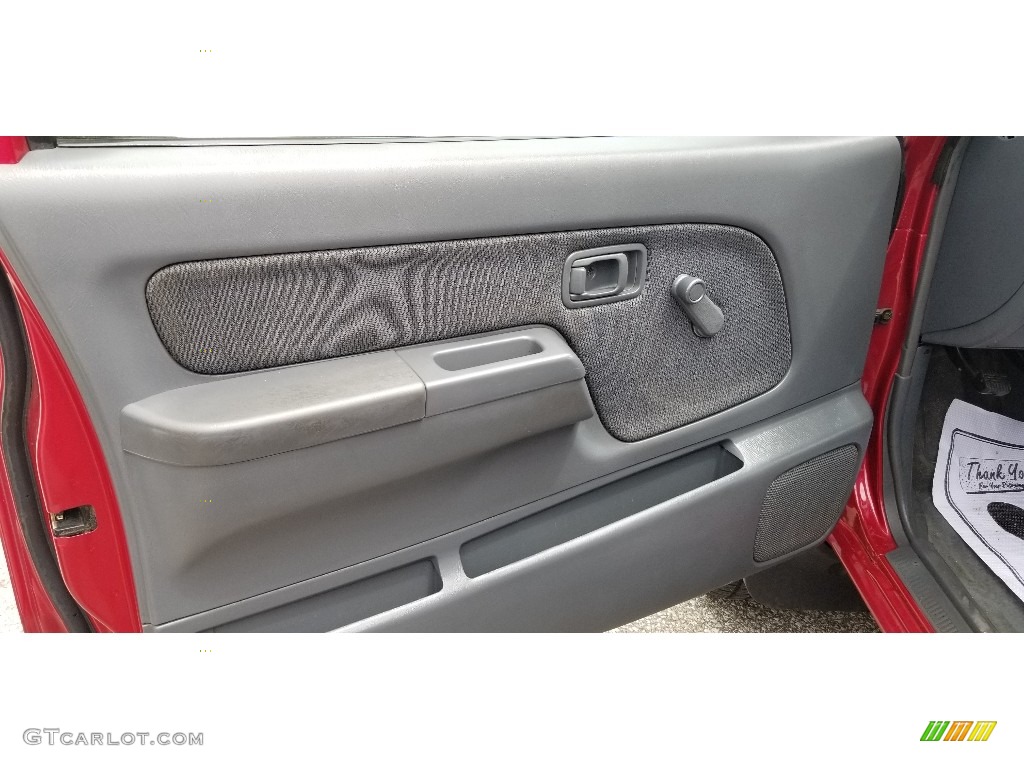 2003 Nissan Frontier XE V6 King Cab 4x4 Gray Door Panel Photo #142190004
