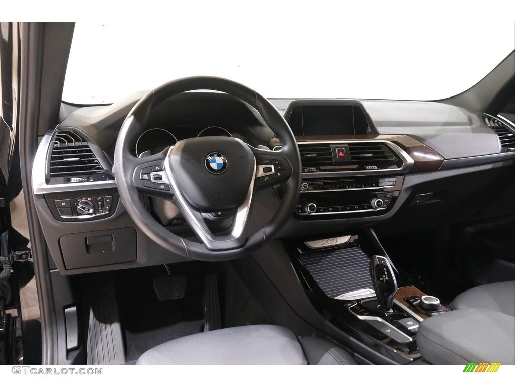 2018 X3 xDrive30i - Jet Black / Black photo #6