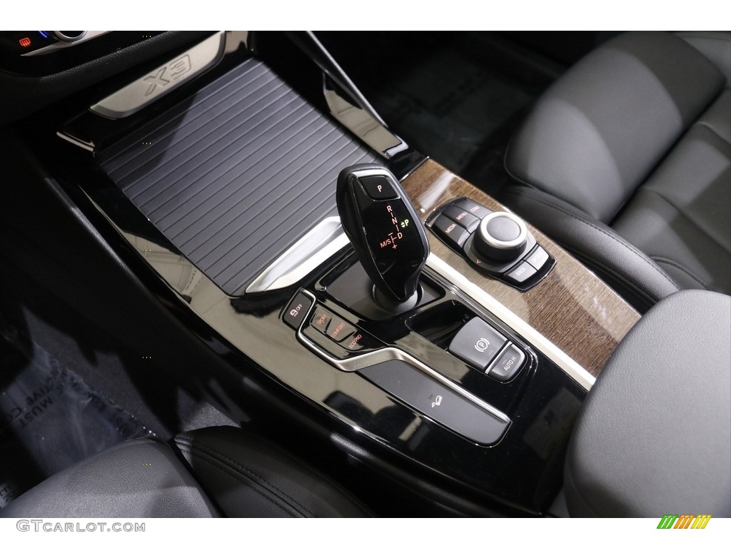 2018 X3 xDrive30i - Jet Black / Black photo #14