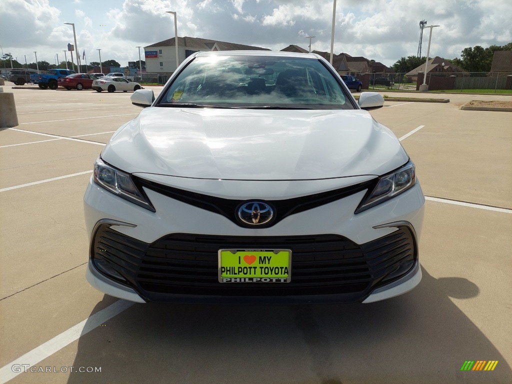 2021 Camry LE - Super White / Ash photo #9
