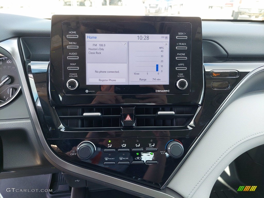 2021 Camry LE - Super White / Ash photo #18