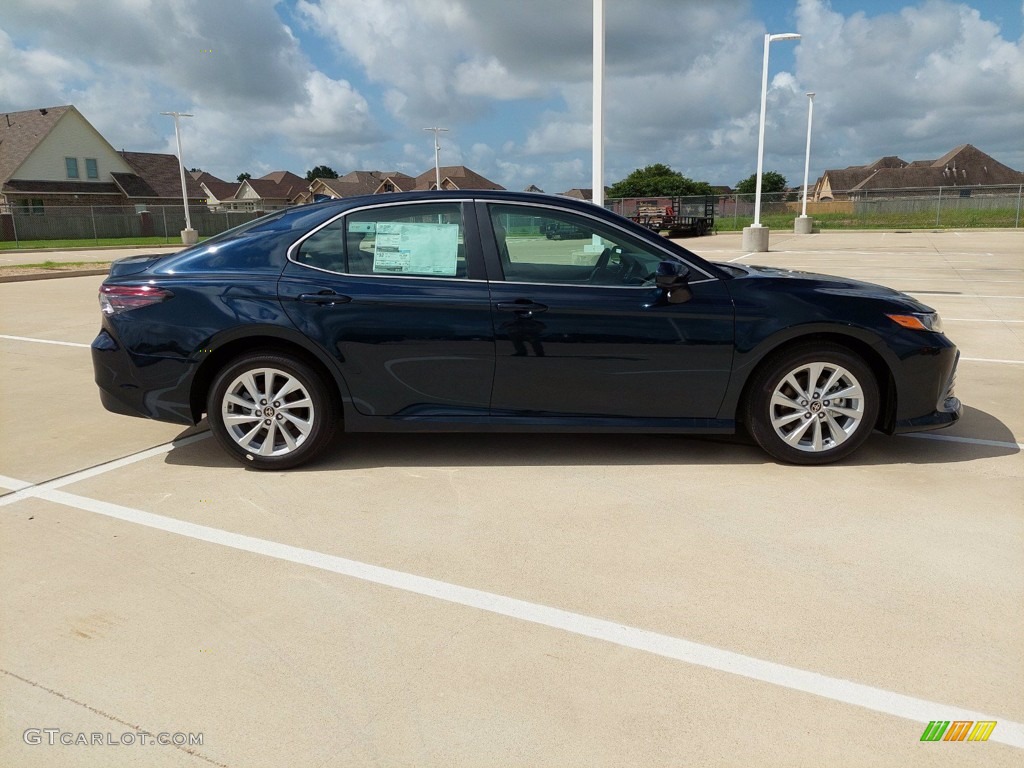 2021 Camry LE - Galactic Aqua Mica / Macadamia photo #12