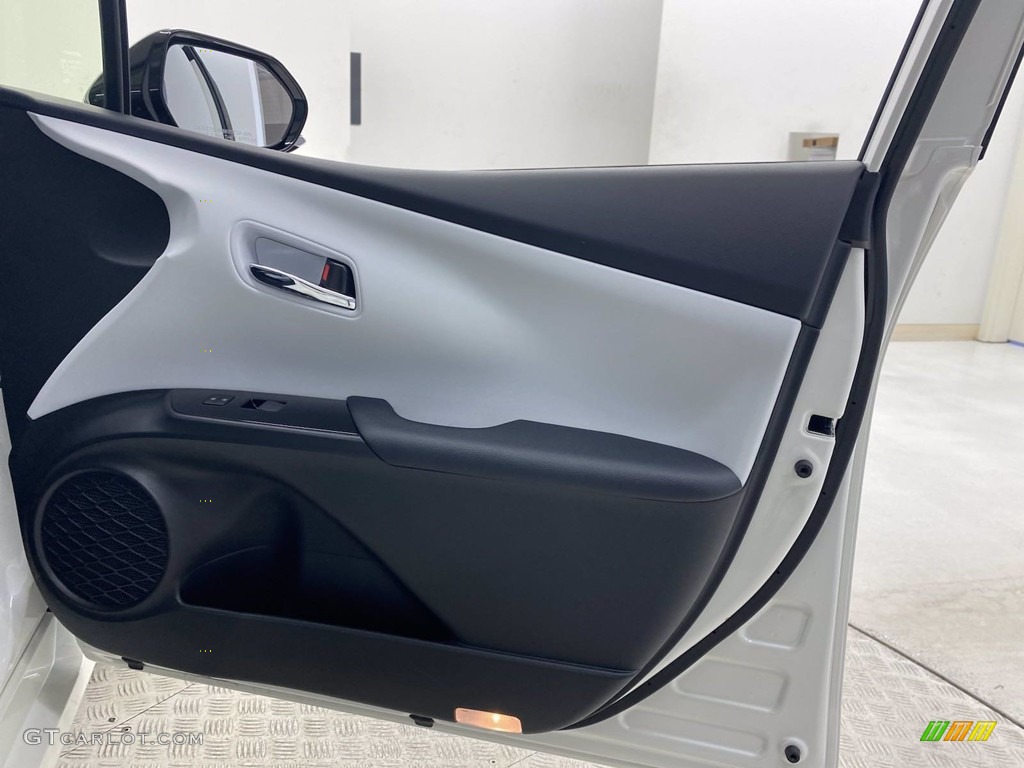 2020 Toyota Prius Prime LE Moonstone Door Panel Photo #142196334