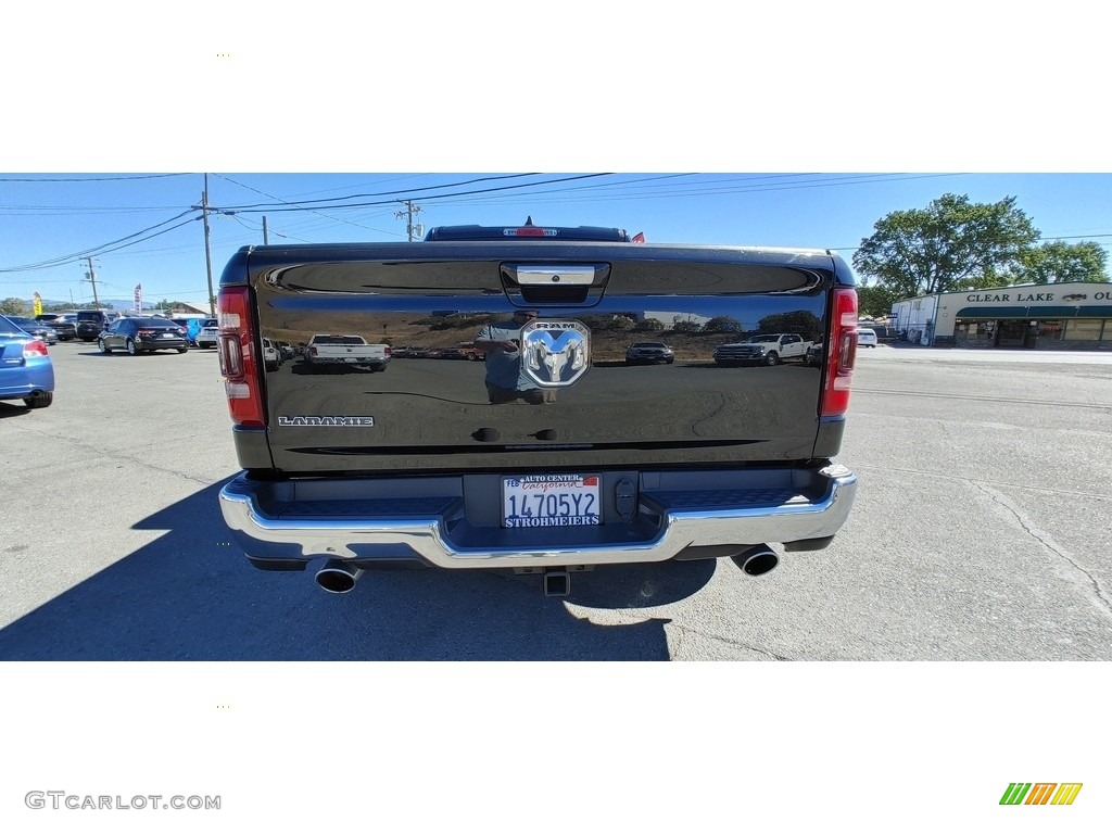 2019 1500 Laramie Quad Cab - Diamond Black Crystal Pearl / Black photo #10