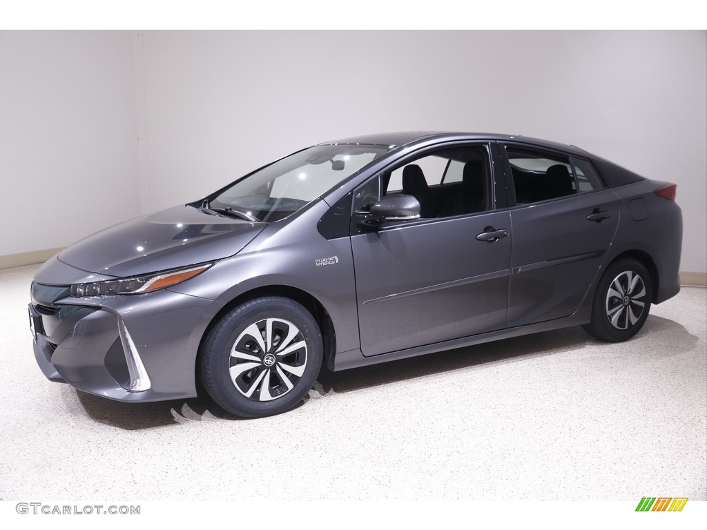 2018 Prius Prime Plus - Magnetic Gray Metallic / Black photo #3