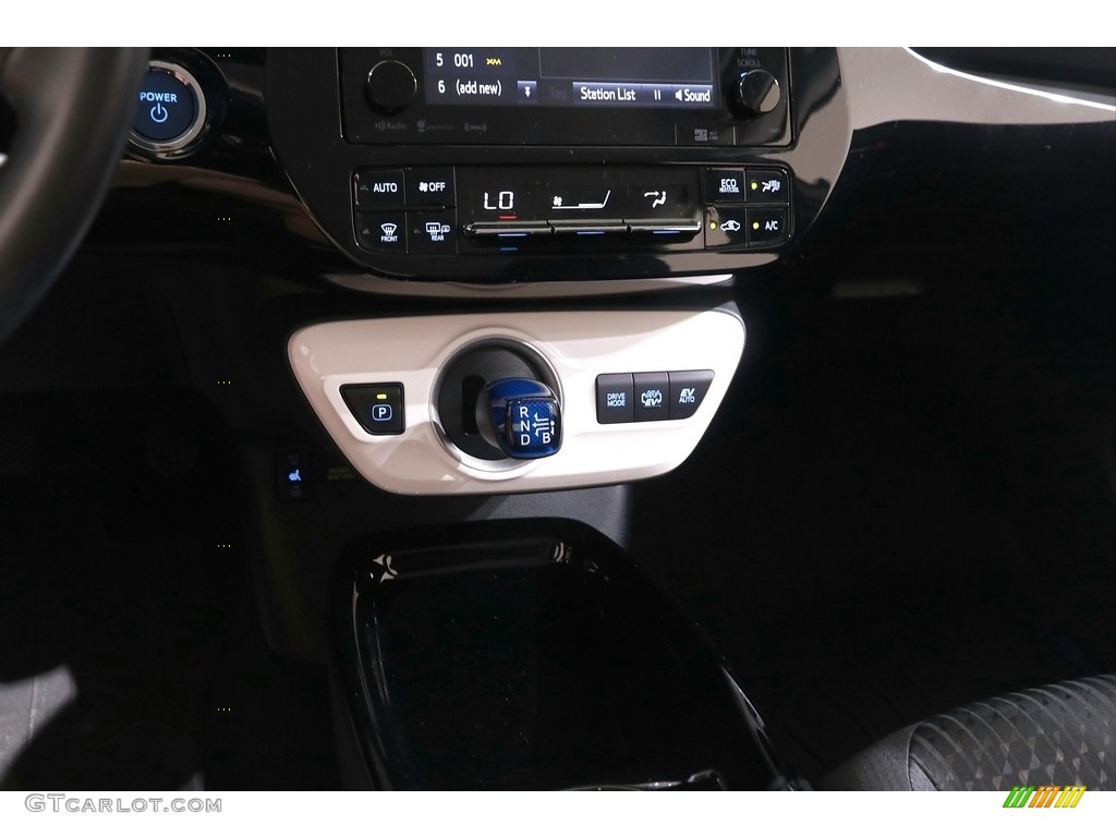 2018 Prius Prime Plus - Magnetic Gray Metallic / Black photo #14