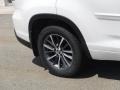 2018 Blizzard White Pearl Toyota Highlander XLE AWD  photo #3