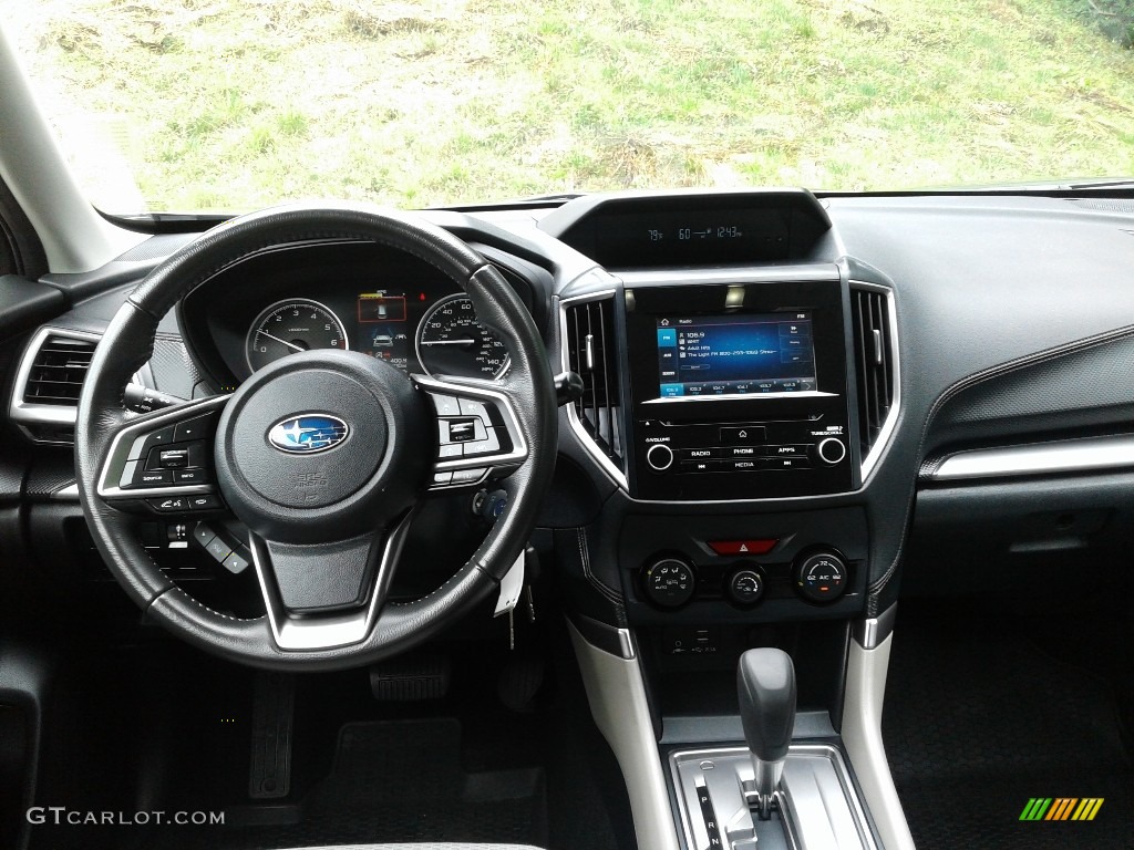 2019 Forester 2.5i Premium - Jasper Green Metallic / Gray photo #18