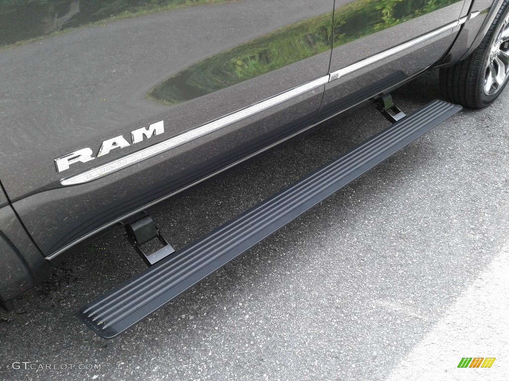 2021 Ram 1500 Limited Crew Cab 4x4 Marks and Logos Photo #142206058