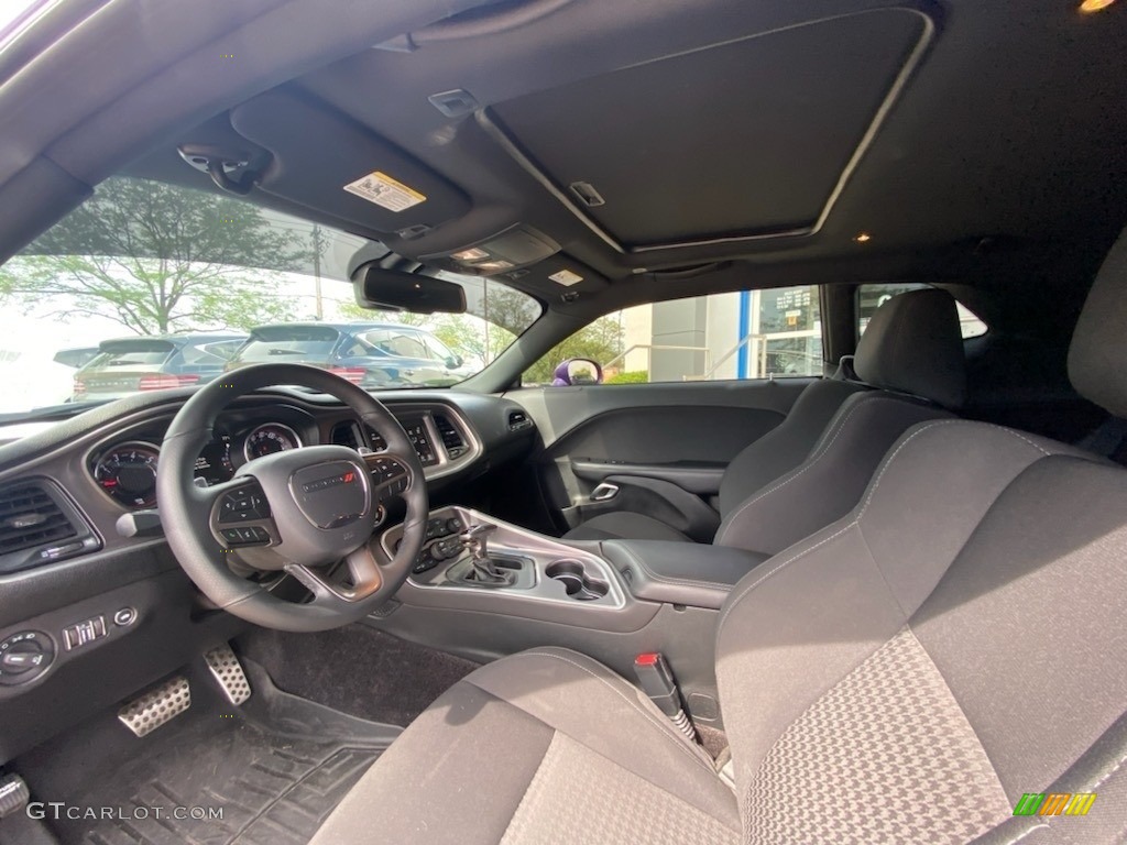 2019 Dodge Challenger R/T Front Seat Photos