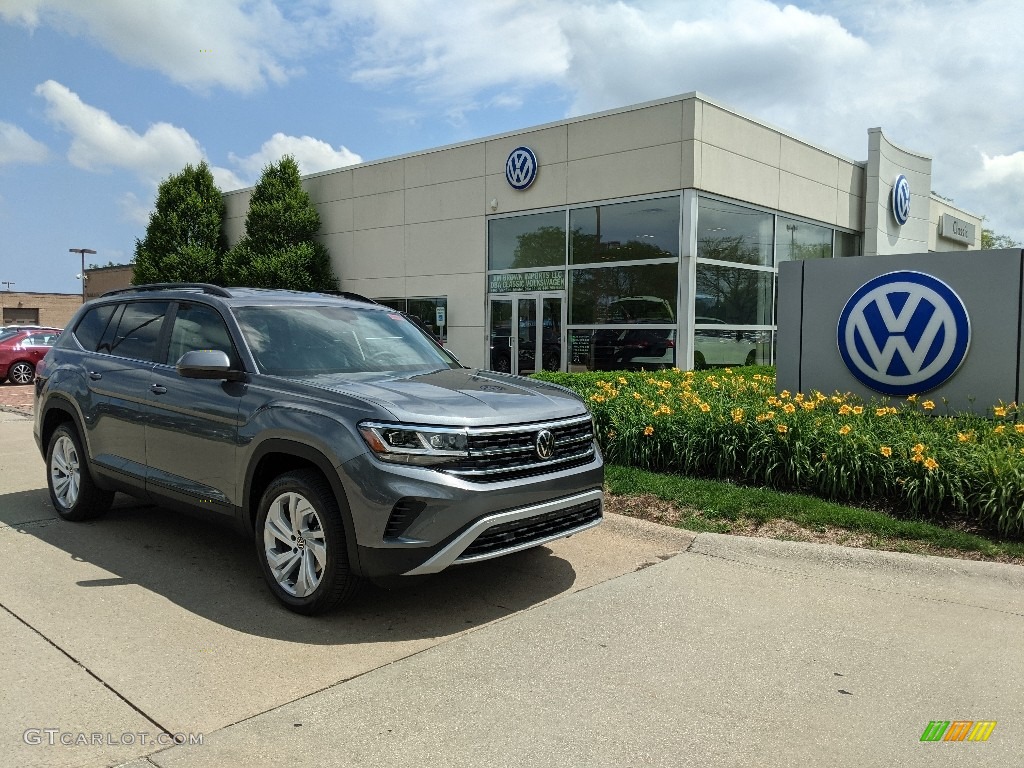 Platinum Gray Metallic 2021 Volkswagen Atlas SE 4Motion Exterior Photo #142207444