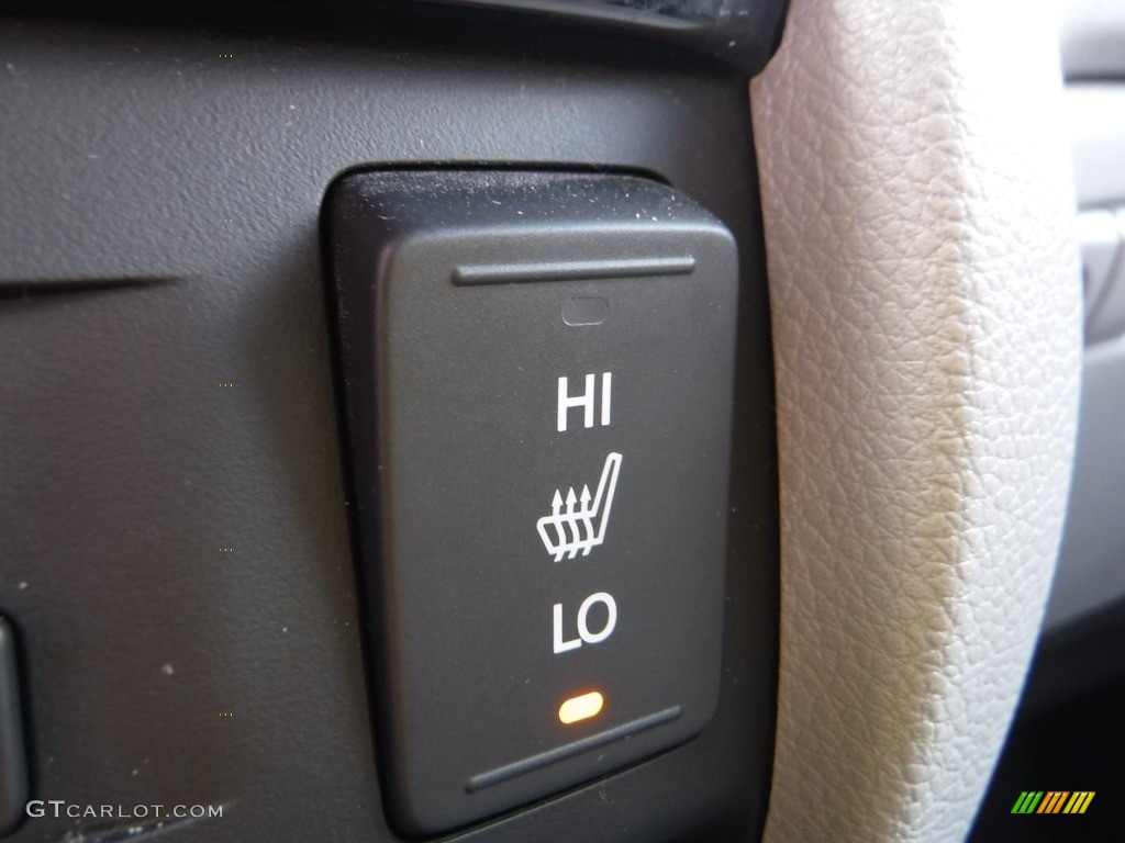 2016 Honda Pilot Touring AWD Controls Photo #142207513