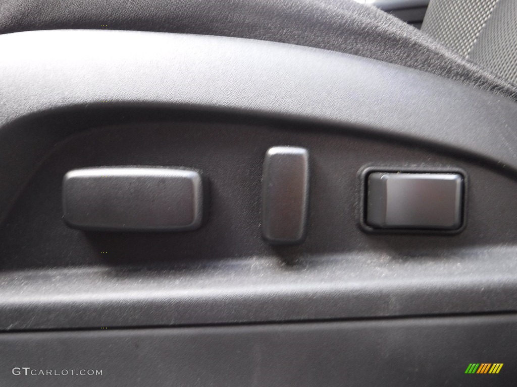 2014 Equinox LT AWD - Summit White / Light Titanium/Jet Black photo #17