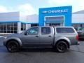 Gun Metallic - Frontier SV Crew Cab 4x4 Photo No. 3