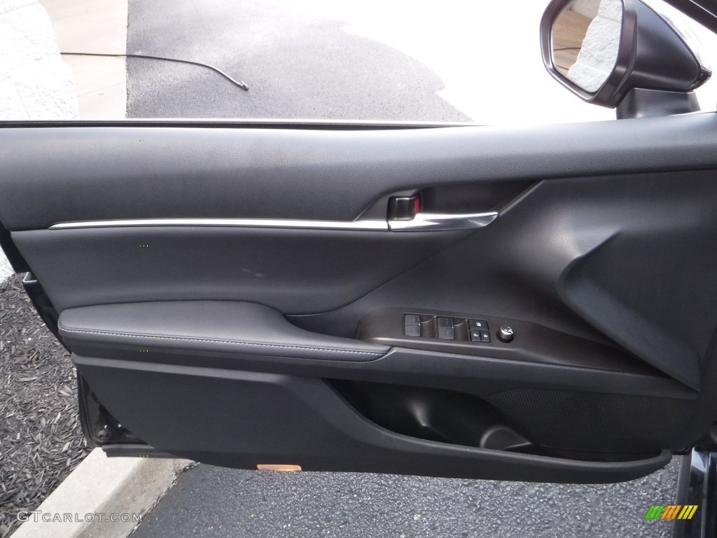 2021 Toyota Camry XSE Hybrid Door Panel Photos