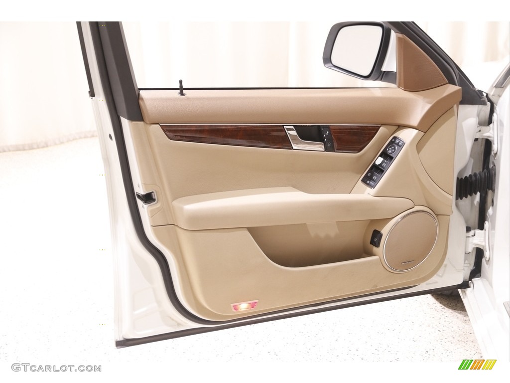 2008 C 300 4Matic Luxury - Arctic White / Savanna/Cashmere photo #4