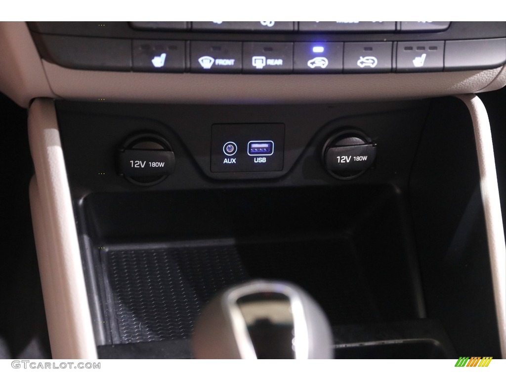 2018 Hyundai Tucson Value Controls Photo #142212565