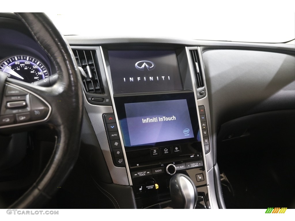 2016 Infiniti Q50 3.0t AWD Controls Photo #142214782