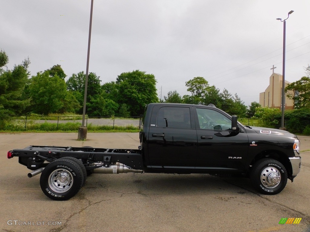 Black 2021 Ram 3500 Tradesman Crew Cab 4x4 Chassis Exterior Photo #142216810