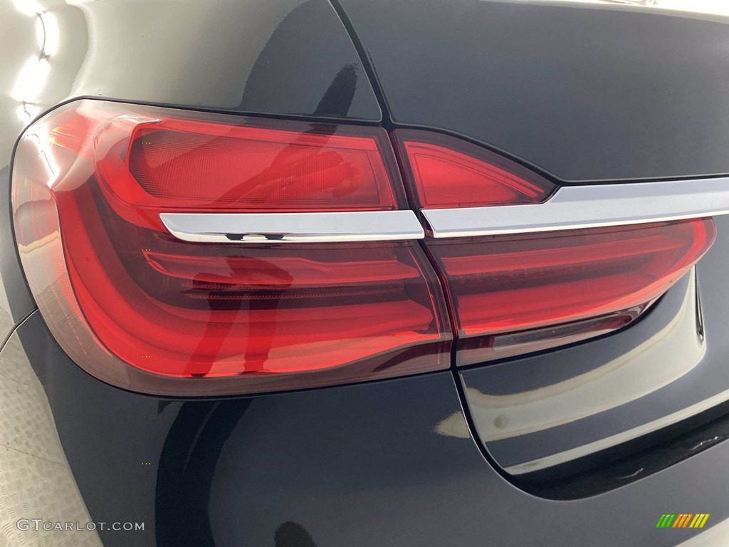 2018 7 Series 750i Sedan - Black Sapphire Metallic / Ivory White/Black photo #9