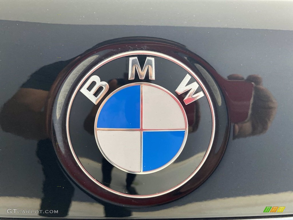 2018 7 Series 750i Sedan - Black Sapphire Metallic / Ivory White/Black photo #10