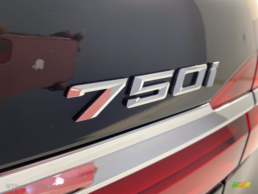 2018 7 Series 750i Sedan - Black Sapphire Metallic / Ivory White/Black photo #11