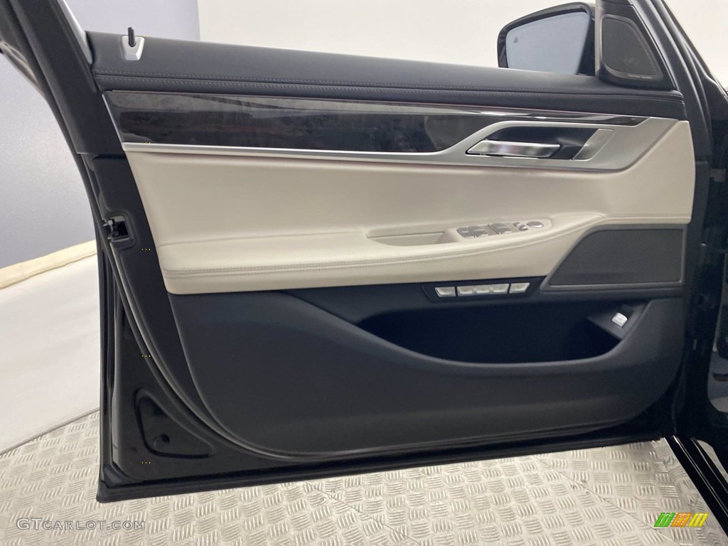 2018 BMW 7 Series 750i Sedan Ivory White/Black Door Panel Photo #142217011
