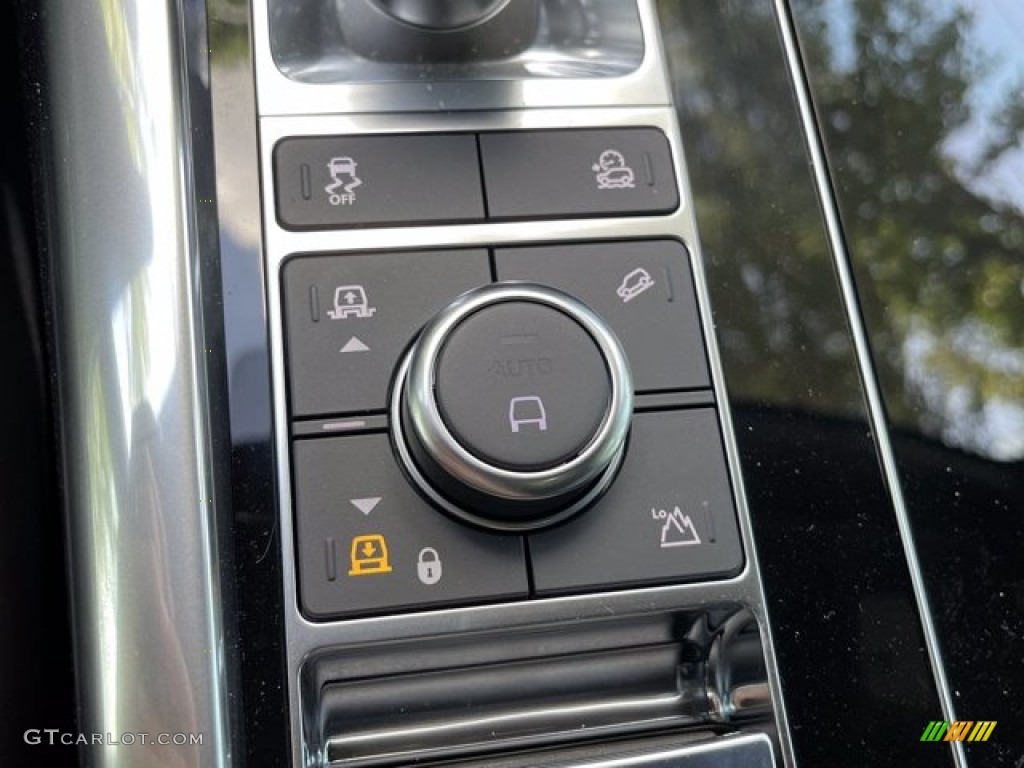2021 Land Rover Range Rover Sport SVR Controls Photos