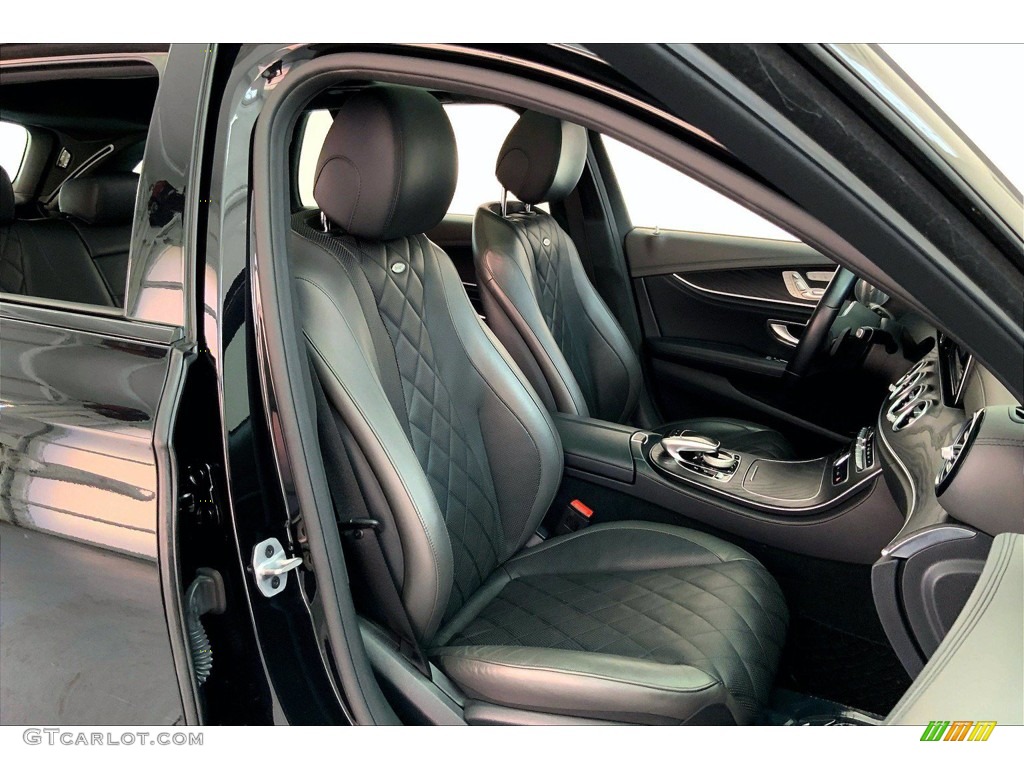 2019 E 450 4Matic Wagon - Obsidian Black Metallic / Black photo #6