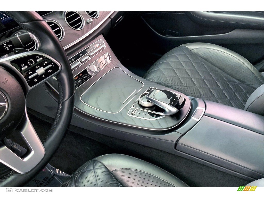 2019 E 450 4Matic Wagon - Obsidian Black Metallic / Black photo #17