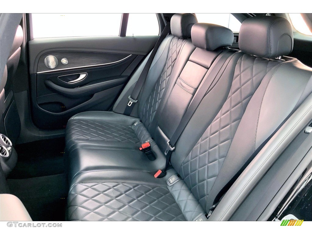 2019 E 450 4Matic Wagon - Obsidian Black Metallic / Black photo #20