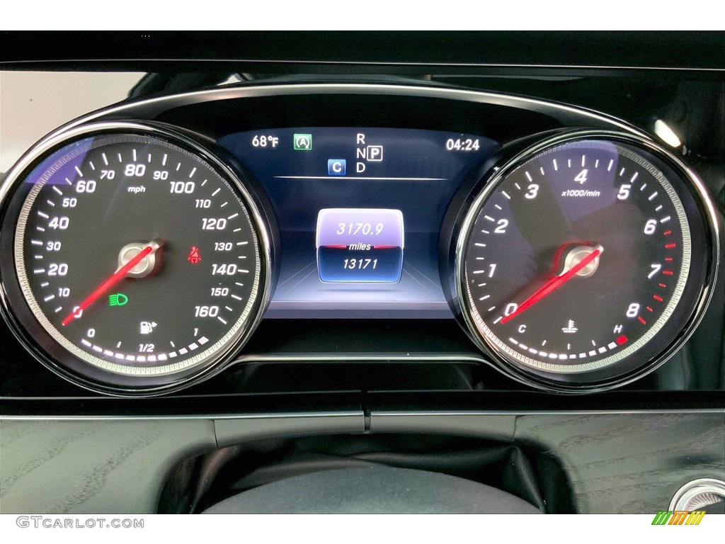 2019 E 450 4Matic Wagon - Obsidian Black Metallic / Black photo #23
